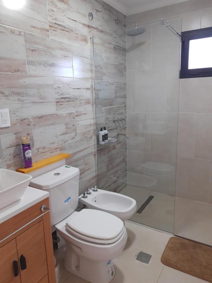 Apartmán Casa A Estrenar! Muy Cerca De La Terminal De Bus El Calafate Exteriér fotografie